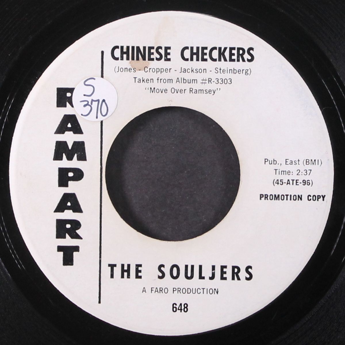 chinese checkers / poochum by SOULJERS