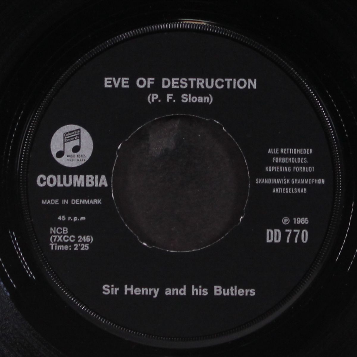 eve of destruction / it keeps raining by SIR HENRY & BUTLERS
