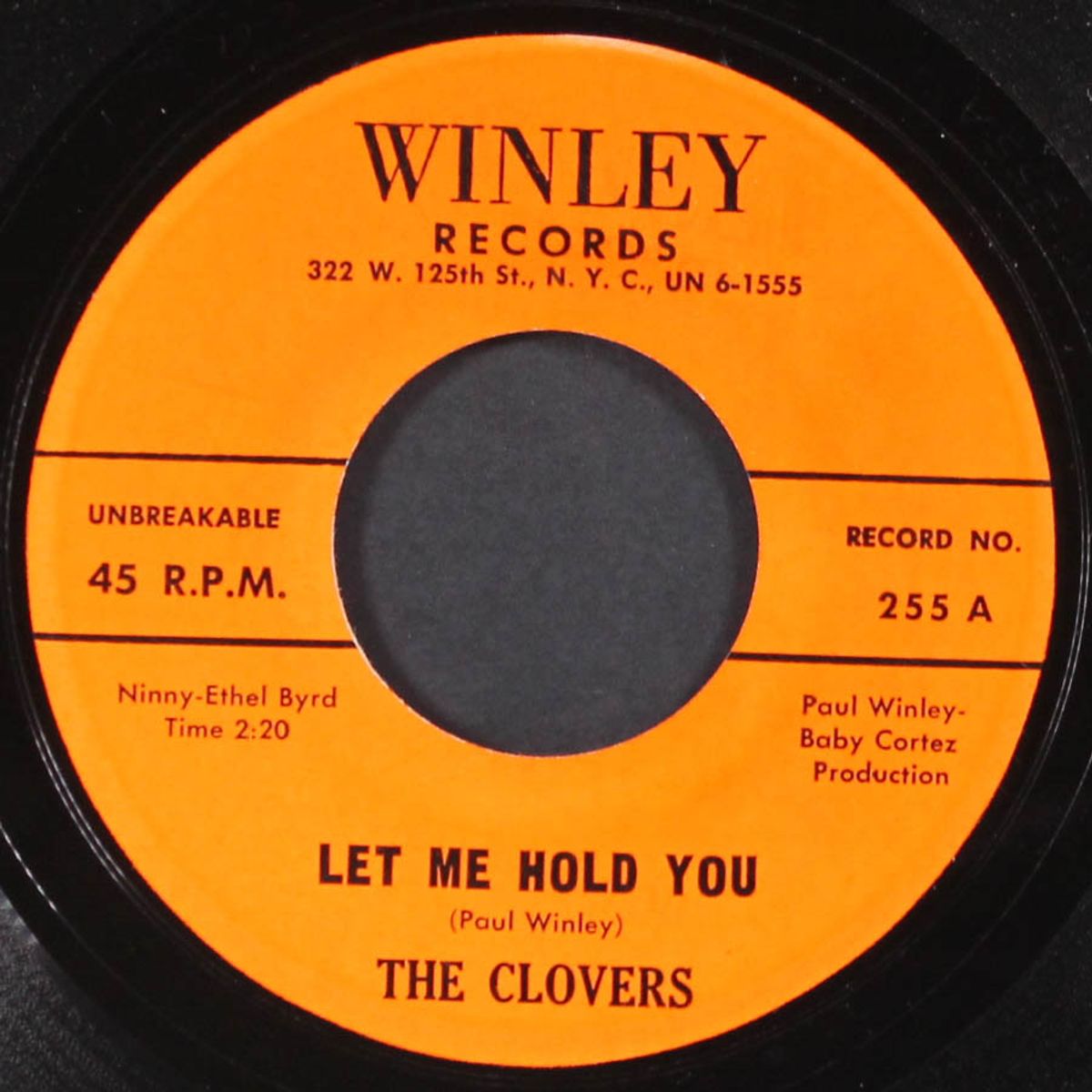 wrapped up in a dream / let me hold you by CLOVERS