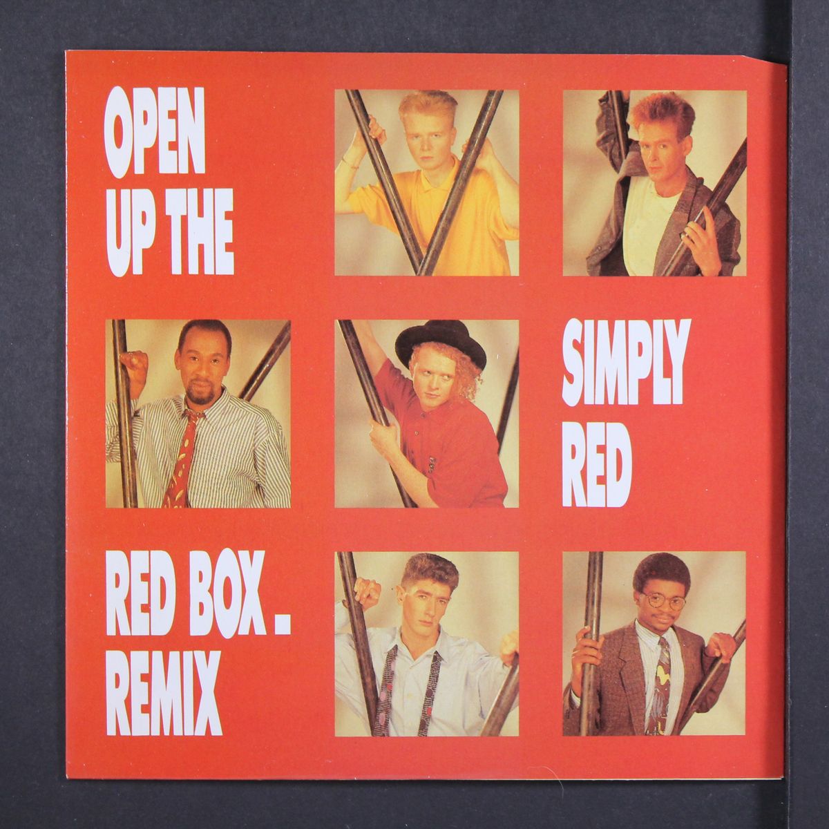 open up the red box by SIMPLY RED