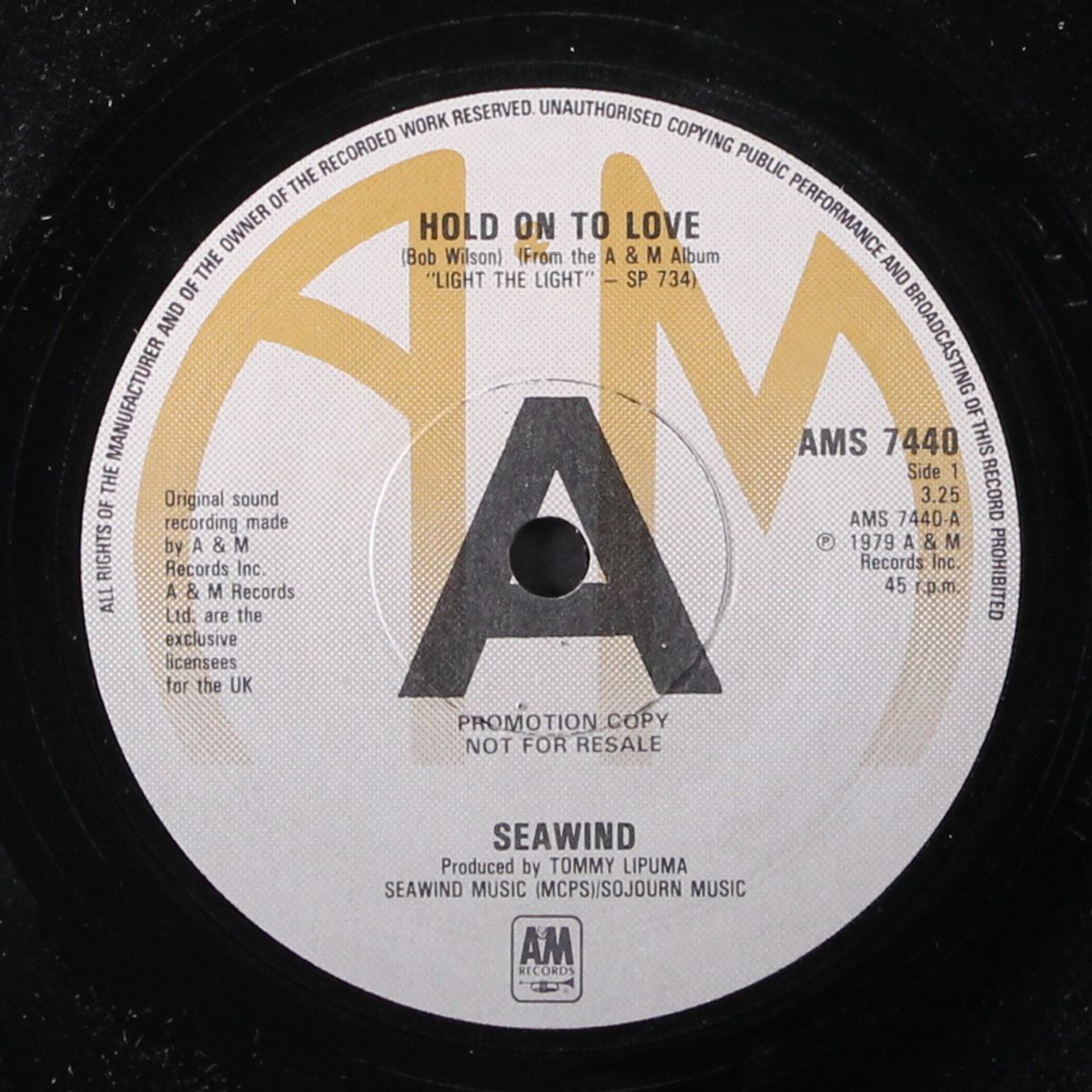 hold on to love / sound rainbow by SEAWIND