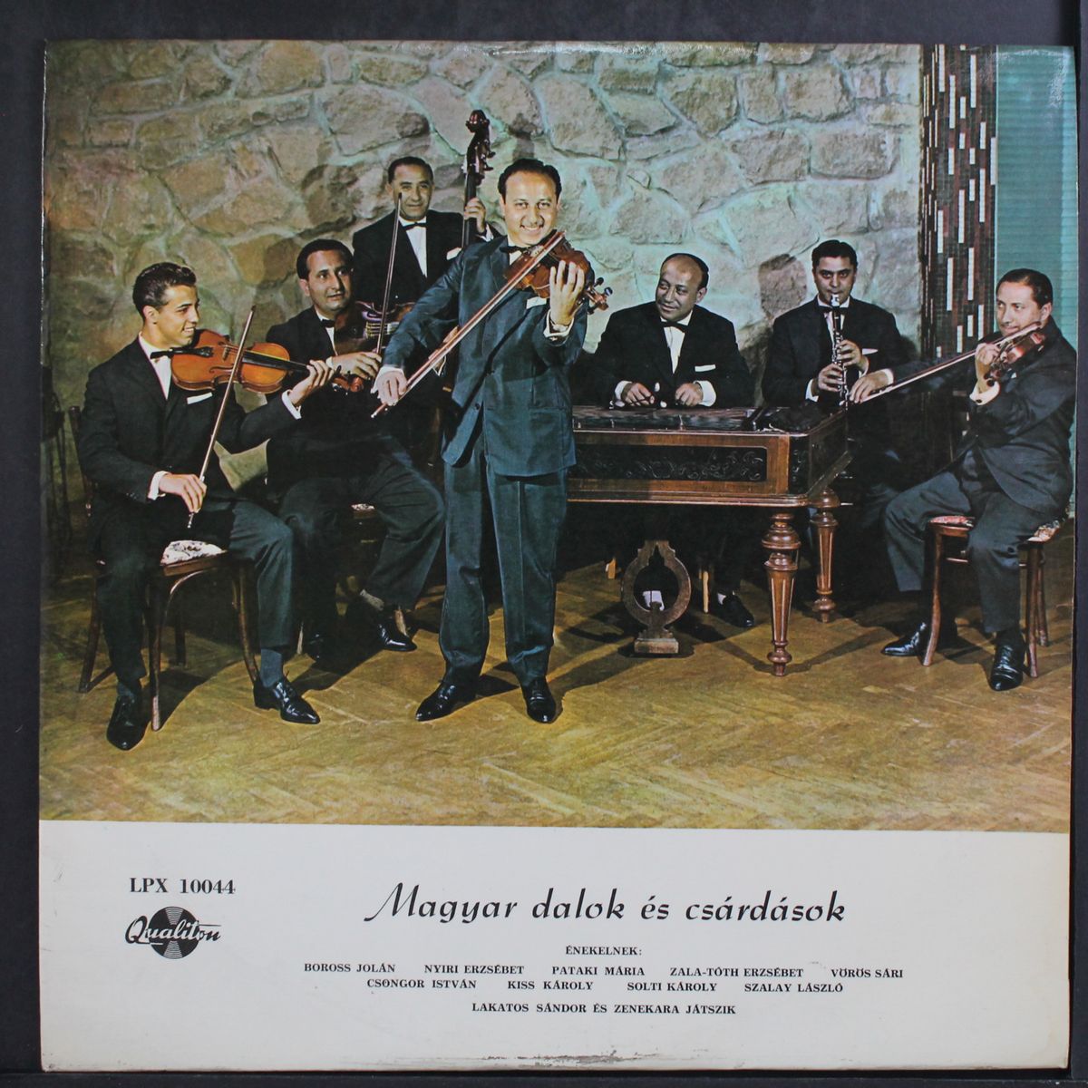 magyar dalok es csardasok by SANDOR LAKATOS