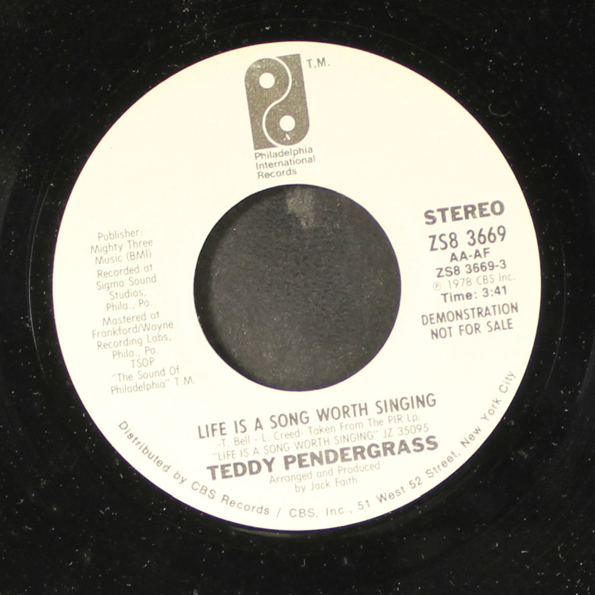 life is a song worth singing / mono by TEDDY PENDERGRASS