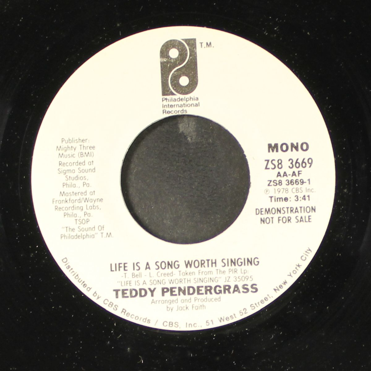 life is a song worth singing / mono by TEDDY PENDERGRASS