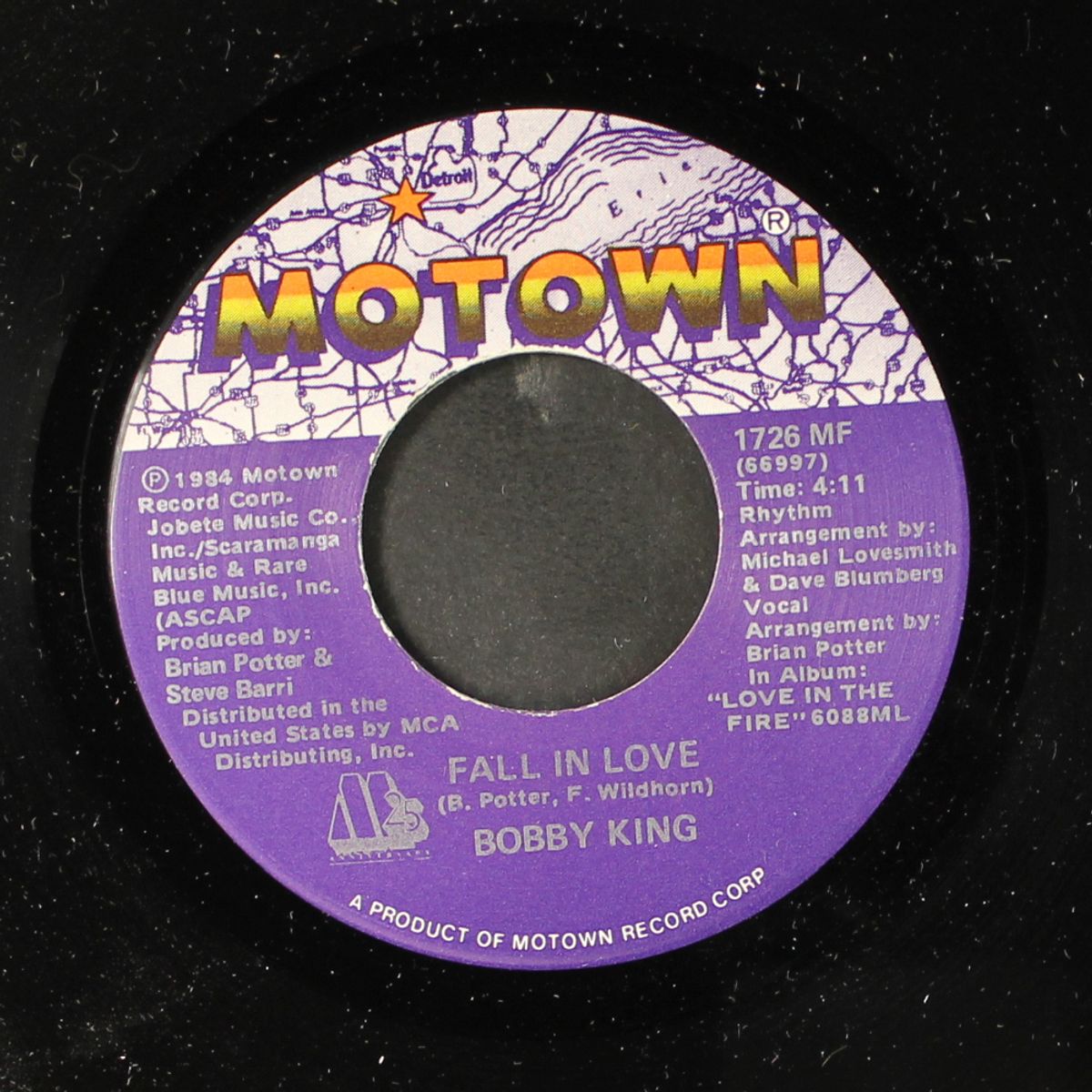 lovequake / fall in love by BOBBY KING