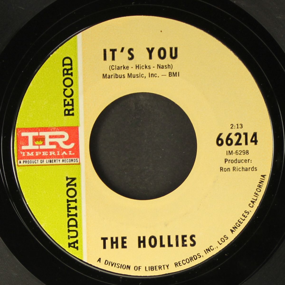 stop stop stop / it's you by HOLLIES