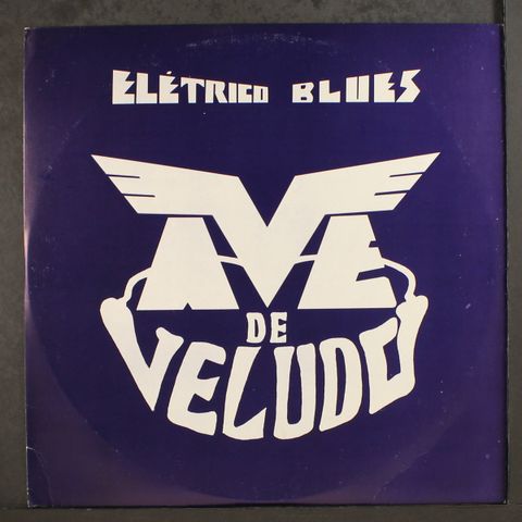 AVE DE VELUDO
