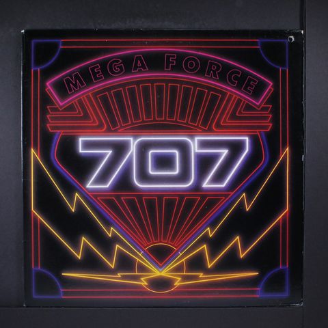 707