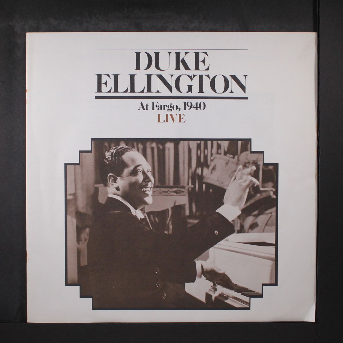 at fargo, 1940 live by DUKE ELLINGTON
