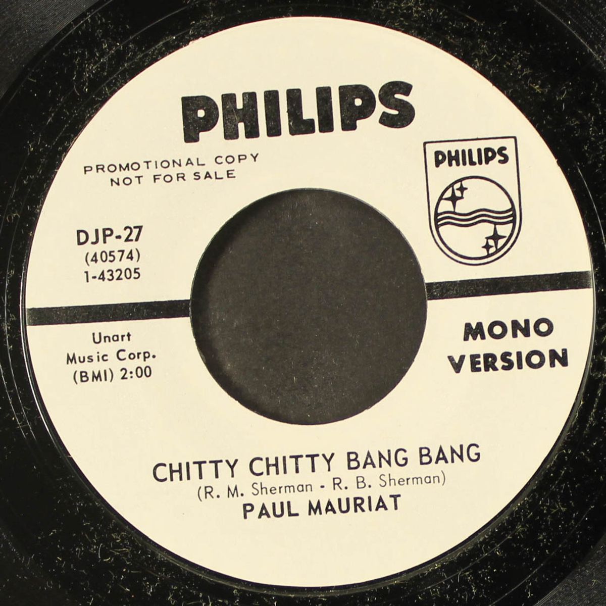 chitty chitty bang bang / mono by PAUL MAURIAT