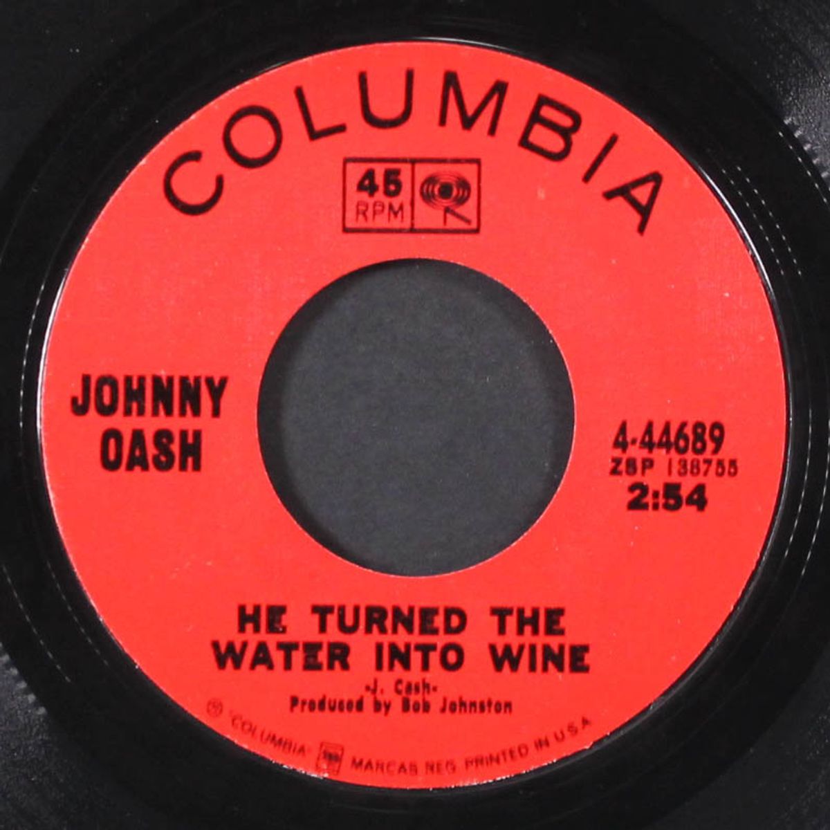 daddy sang bass / he turned the water into wine by JOHNNY CASH
