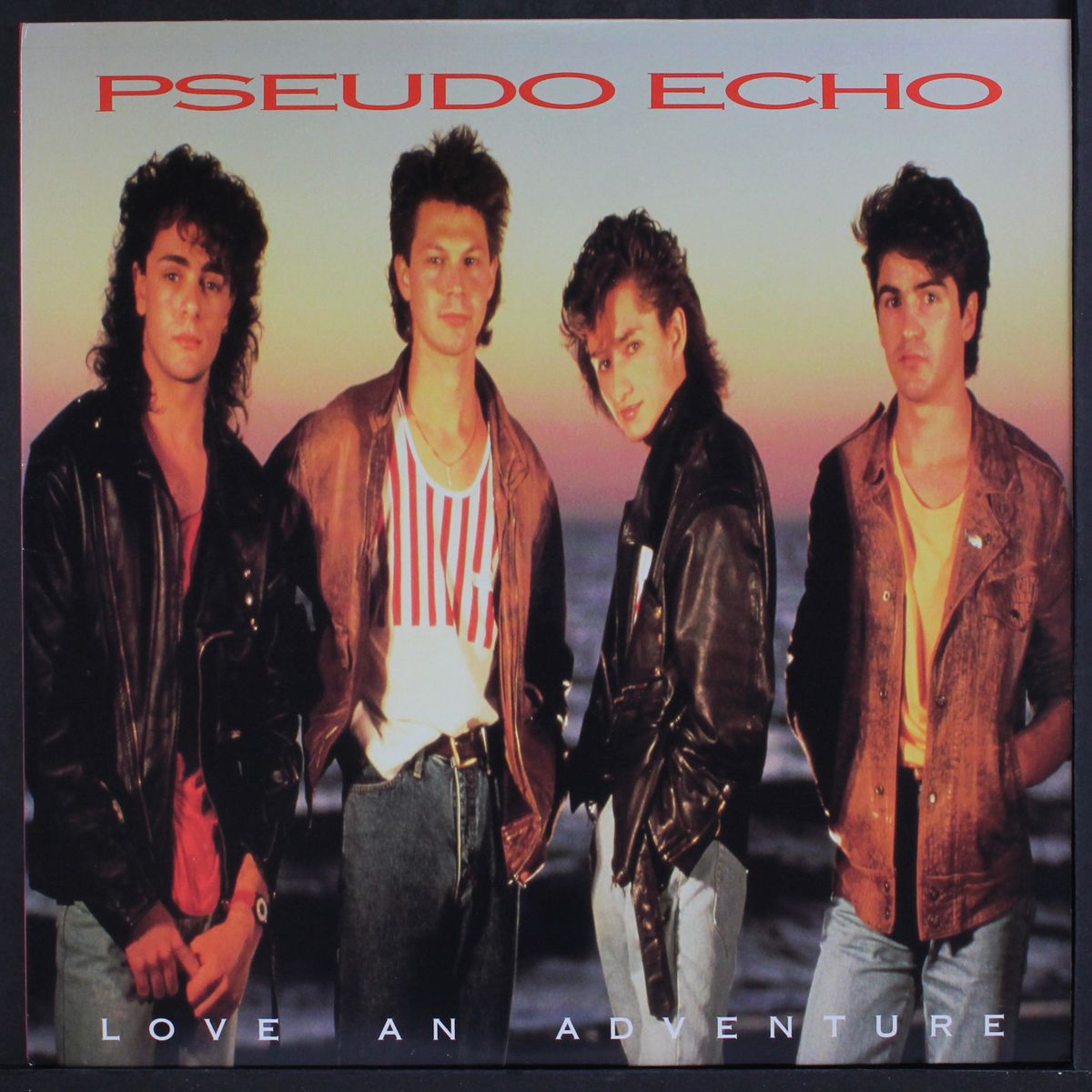 love an adventure by PSEUDO ECHO