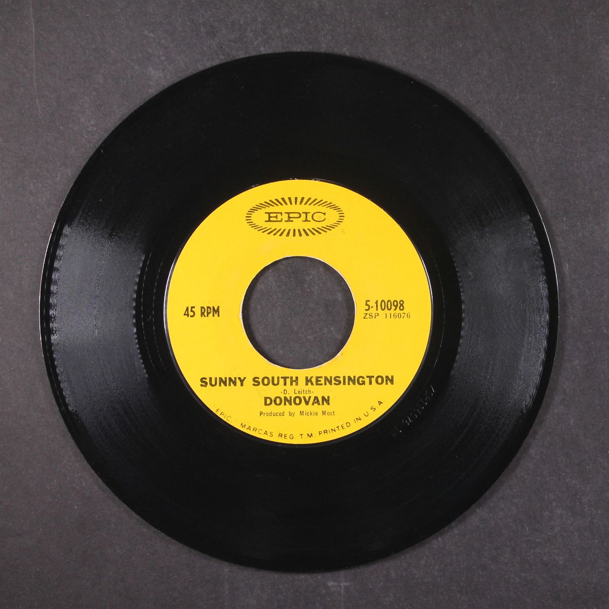 mellow yellow by DONOVAN