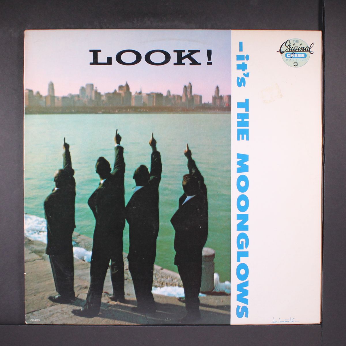 look, it's the moonglows by MOONGLOWS