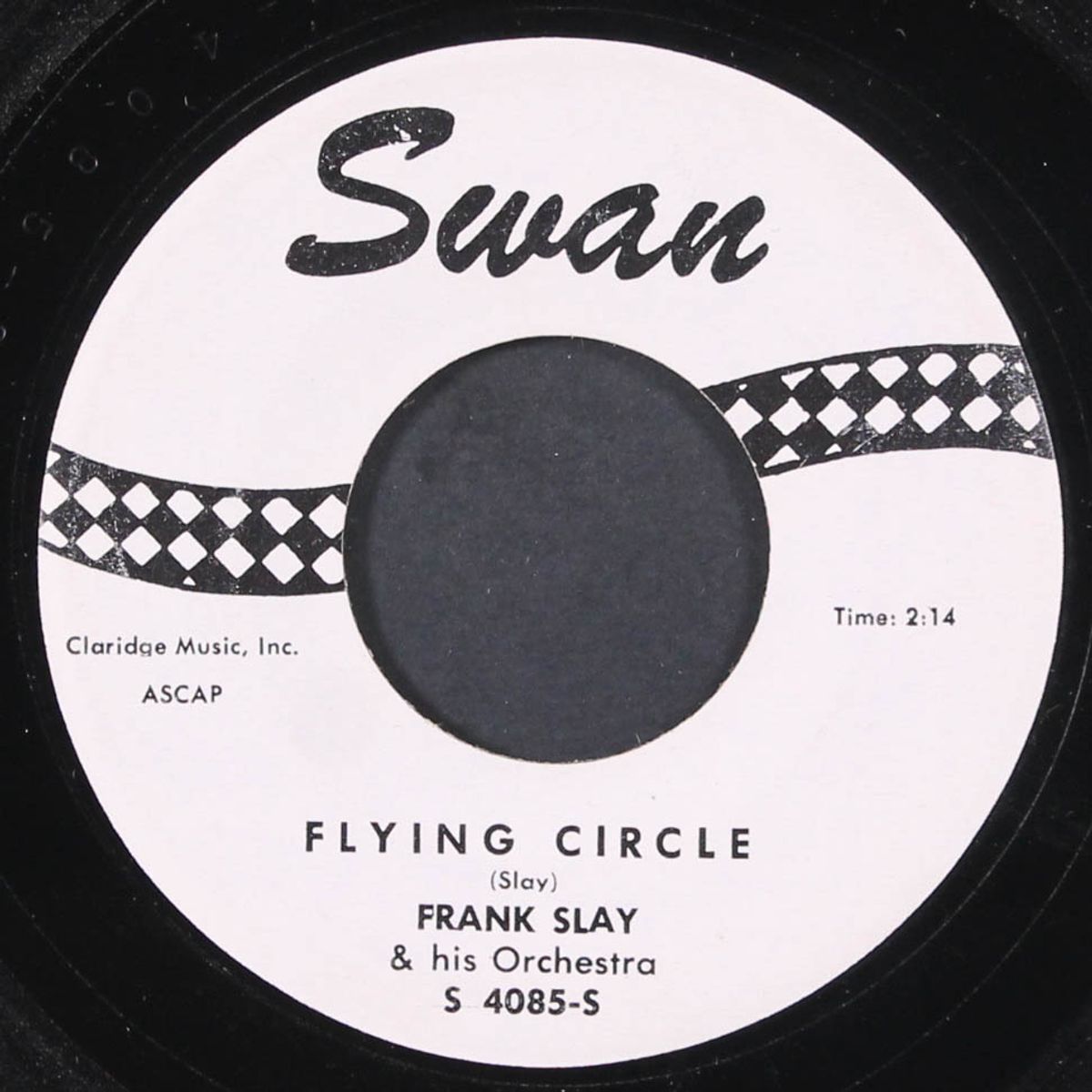 cincinnati / flying circle by FRANK SLAY