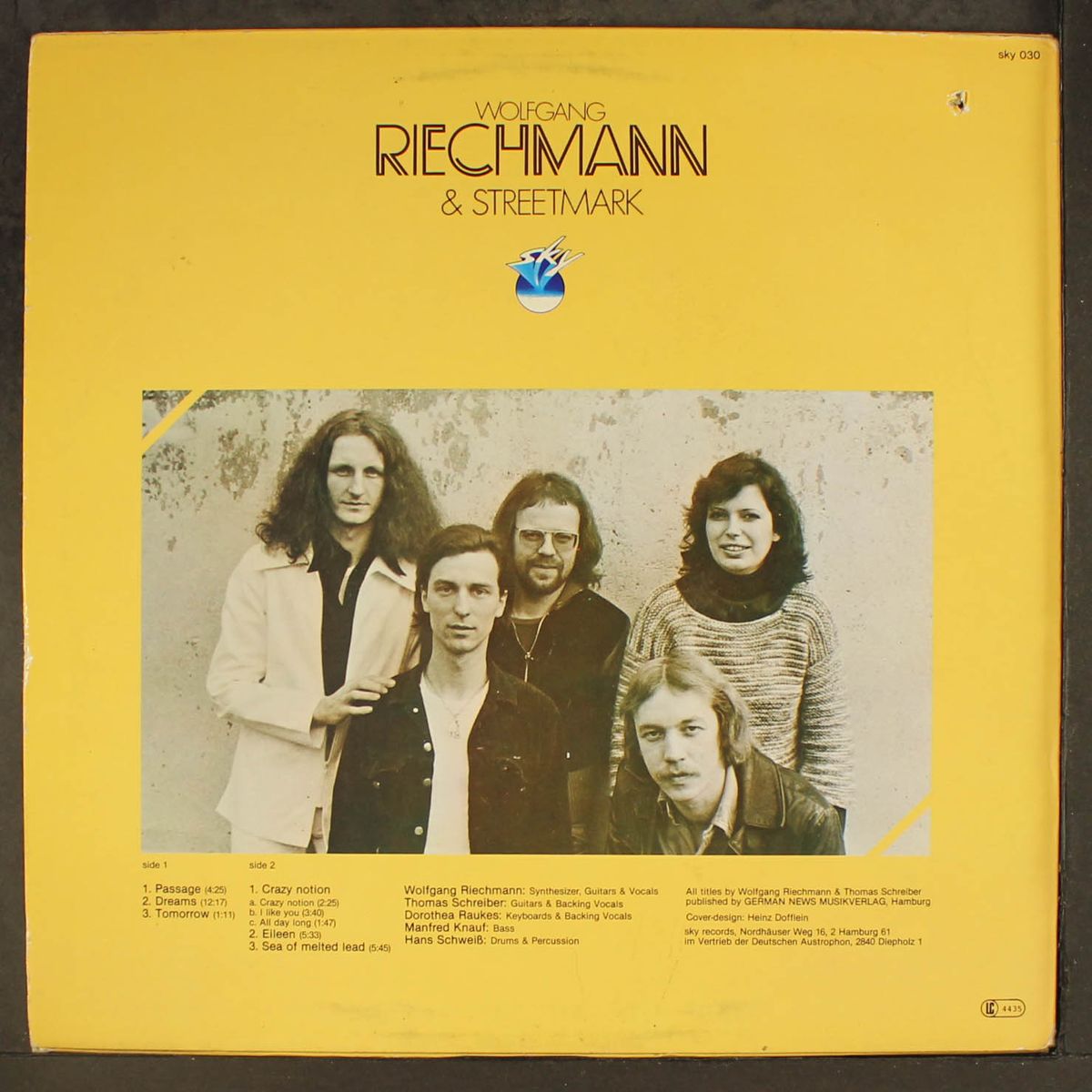 & streetmark by WOLFGANG RIECHMANN
