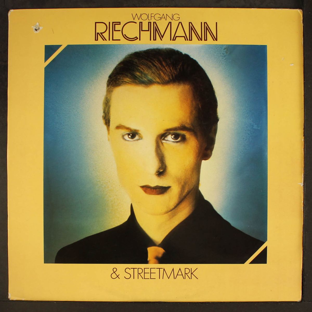 & streetmark by WOLFGANG RIECHMANN