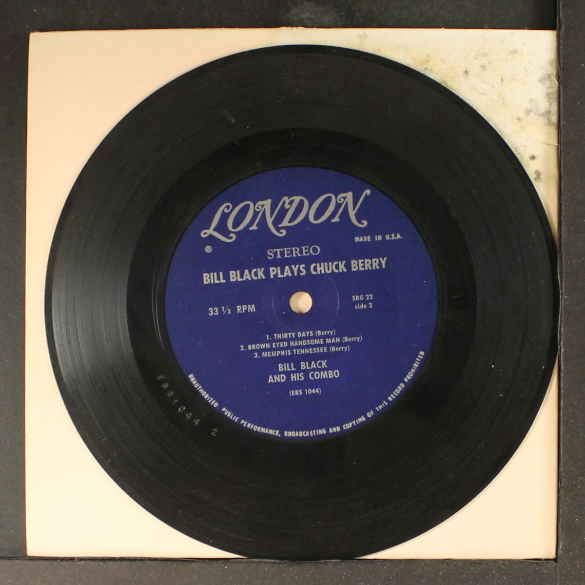 play tunes by chuck berry by BILL BLACK'S COMBO