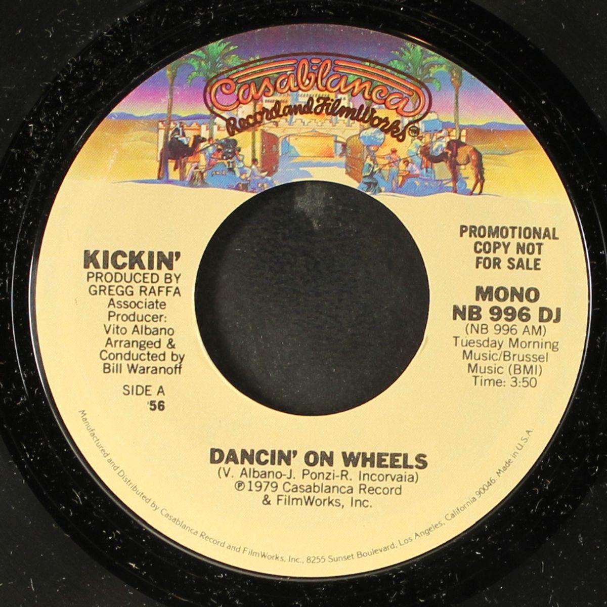 dancin' on wheels / mono by KICKIN'