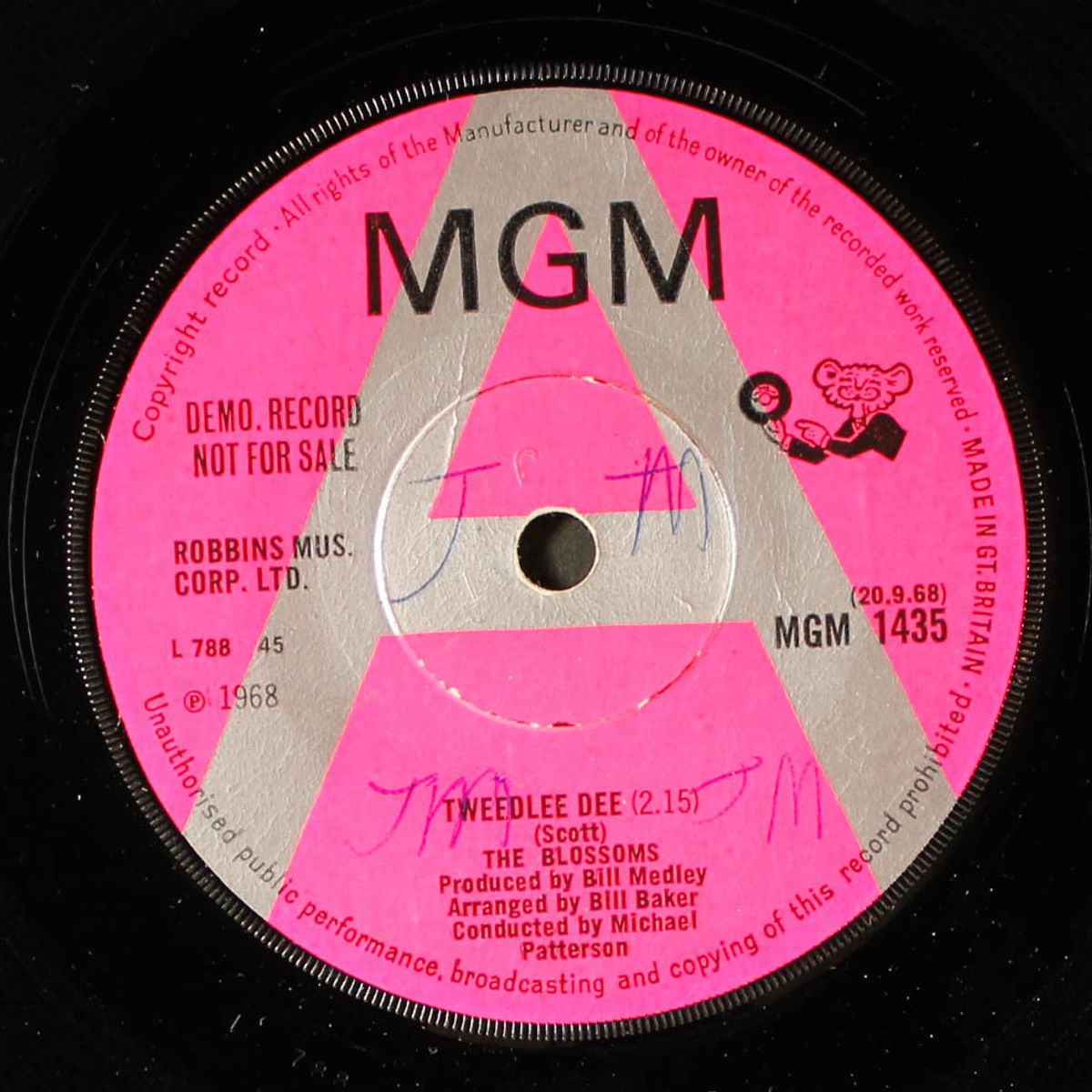 tweedlee dee / you got me hummin' by BLOSSOMS