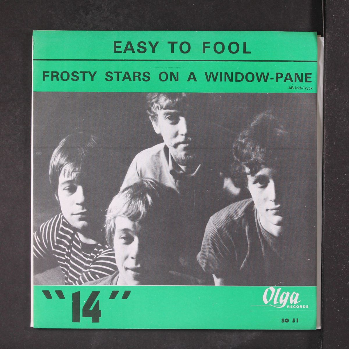 easy to fool / frosty stars on a window-pane by 14