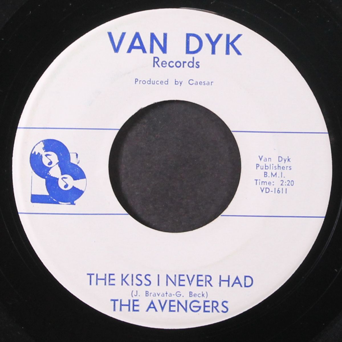 the kiss i never had / your picture by AVENGERS