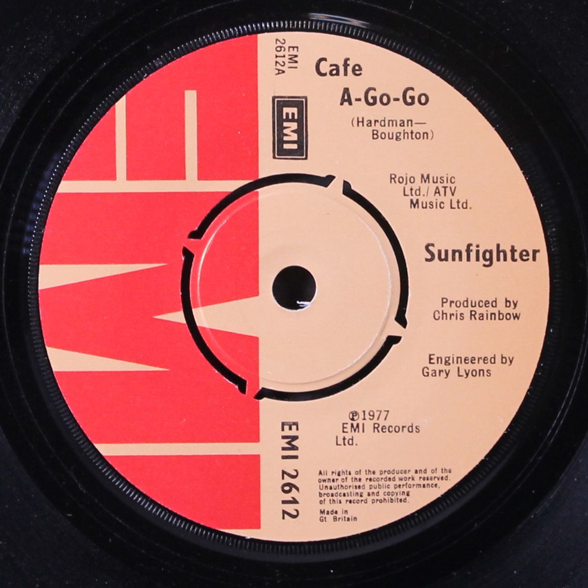 cafe a-go-go by SUNFIGHTER