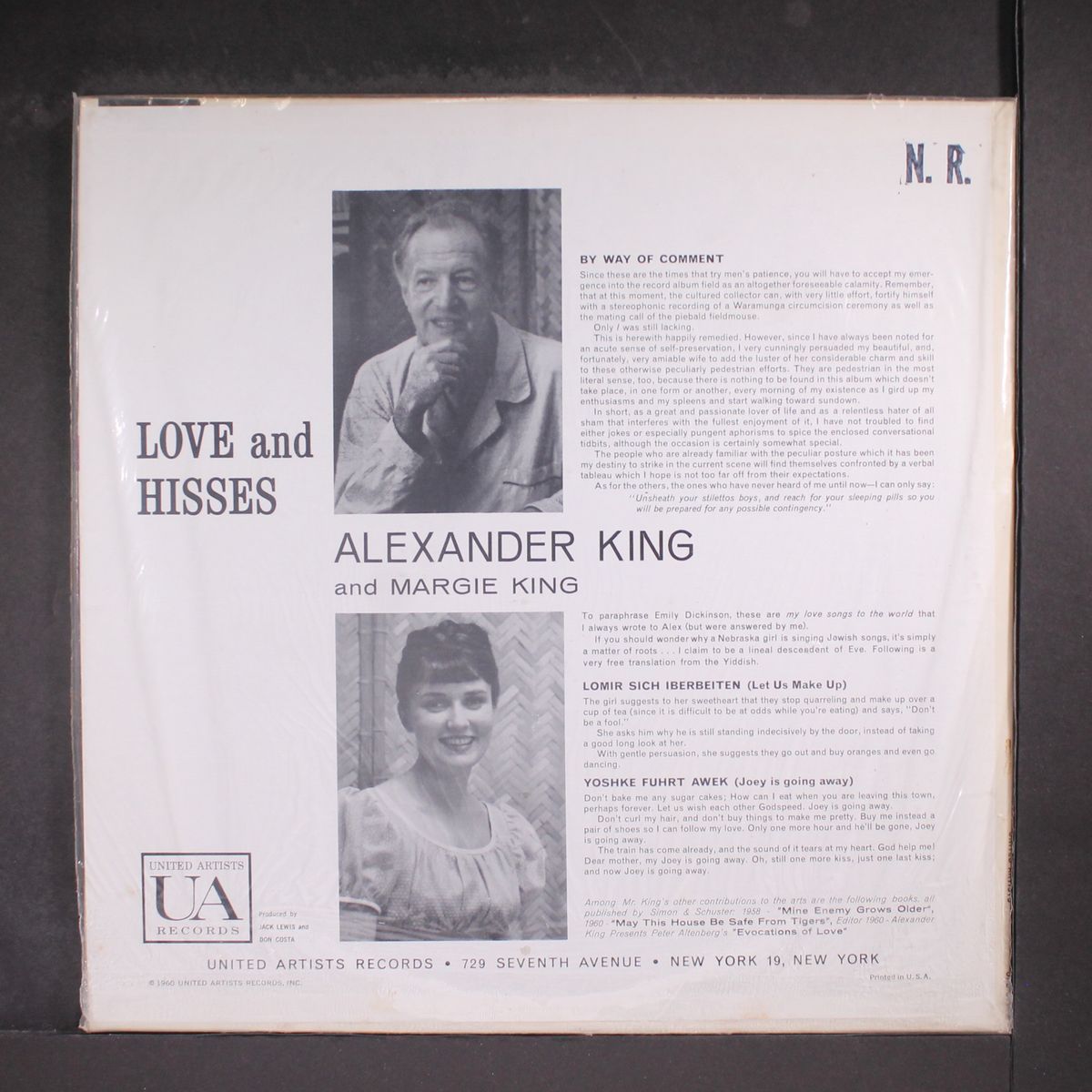 love and hisses by ALEXANDER & MARGIE KING