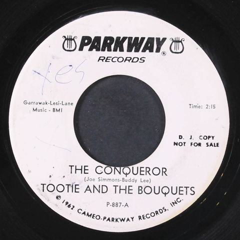 TOOTIE & BOUQUETS