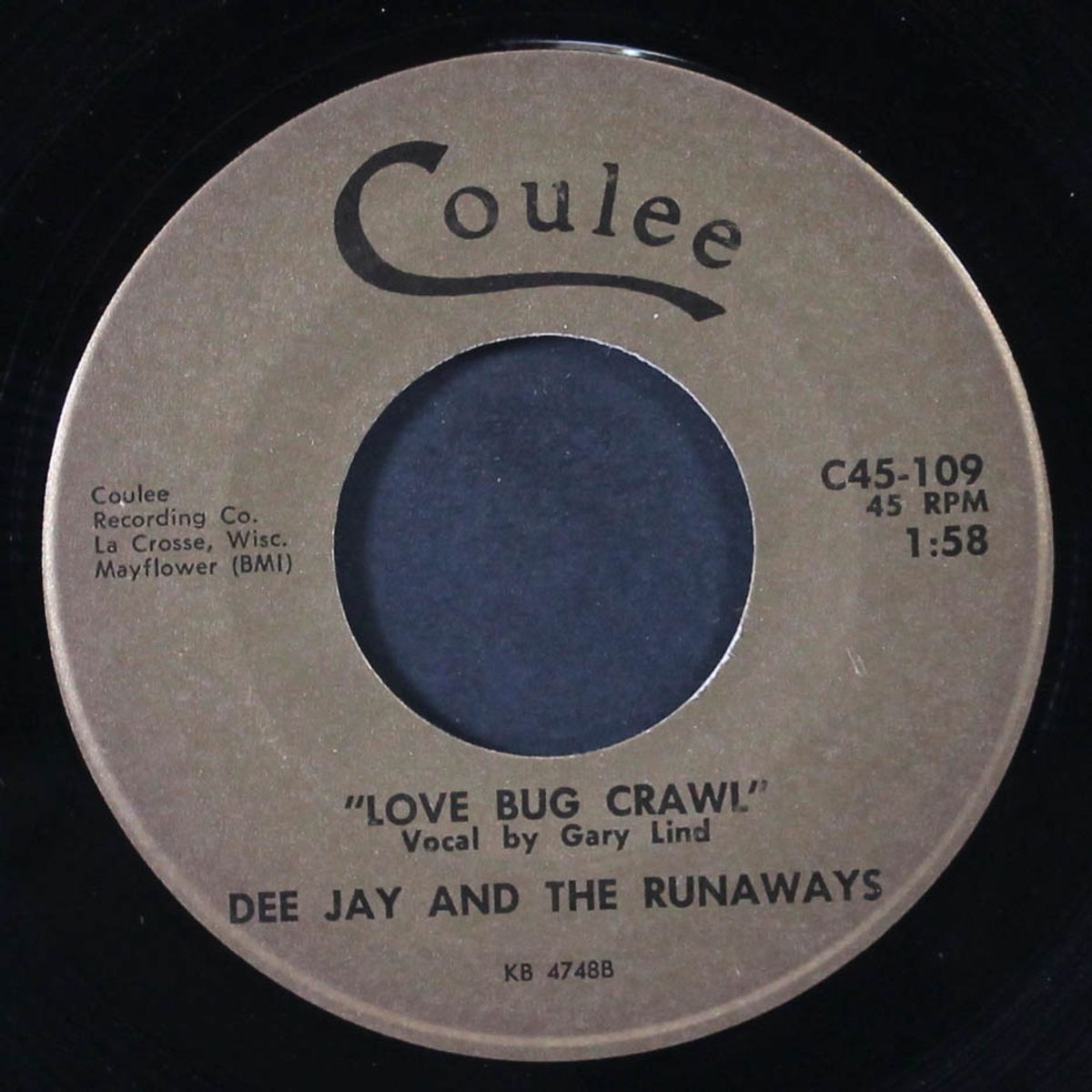love bug crawl / the pickup by DEE JAY & RUNAWAYS