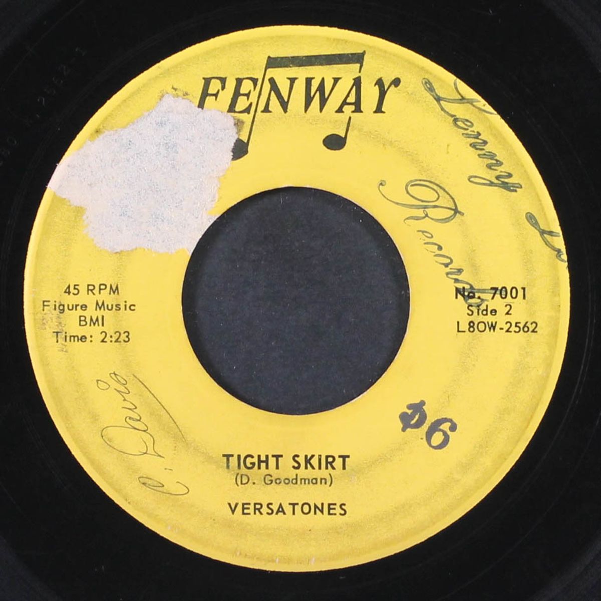 bila / tight skirt by VERSATONES