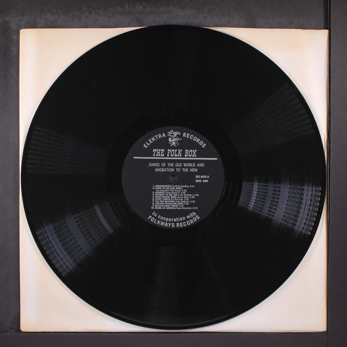 the folk box by VARIOUS