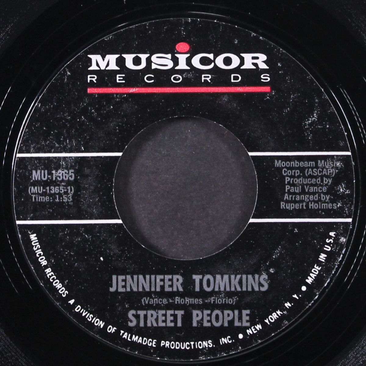 jennifer tomkins by STREET PEOPLE