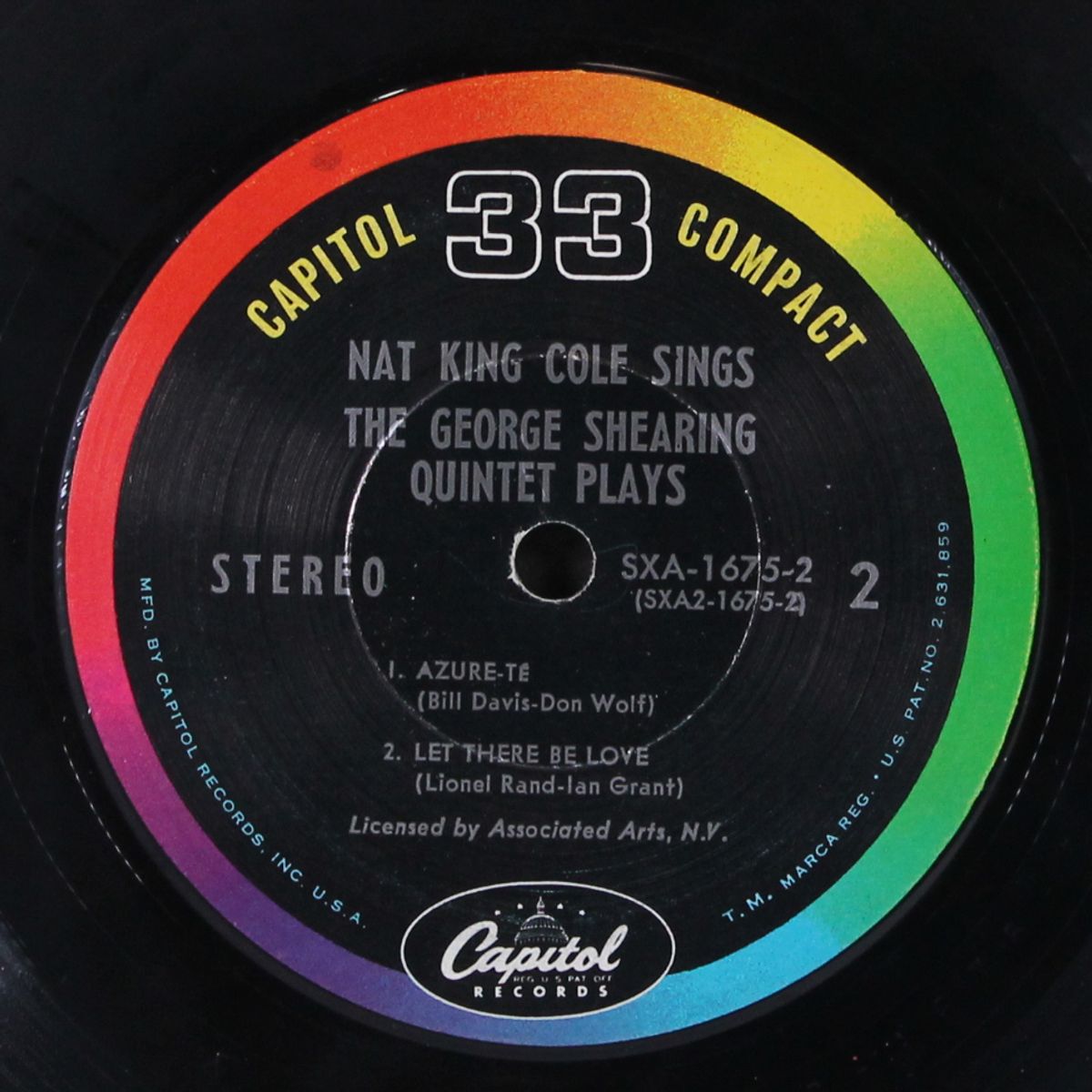 sings / plays by NAT KING COLE / GEORGE SHEARING