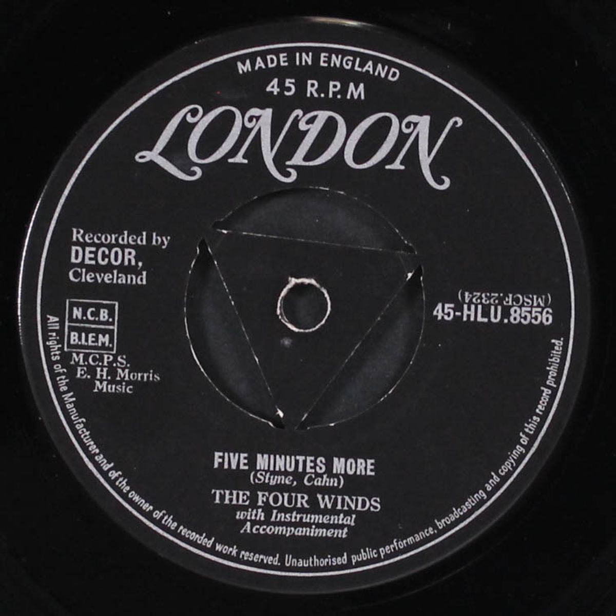 short shorts / five minutes more by FOUR WINDS