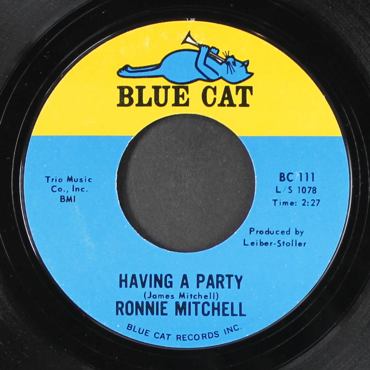 i'm loving you more every day / having a party by RONNIE MITCHELL