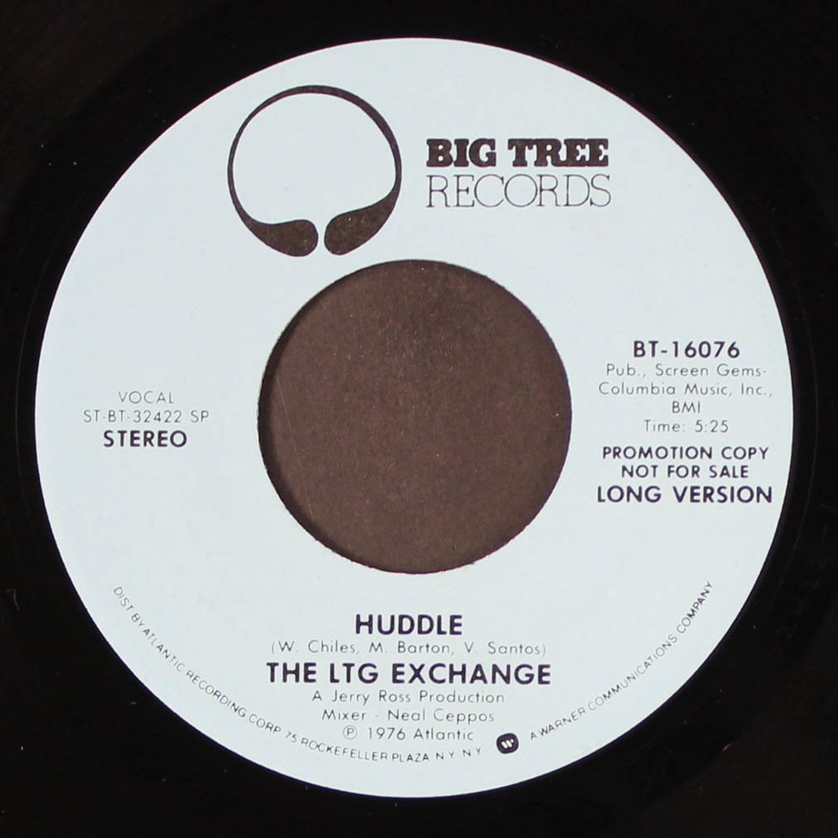 huddle / short by LTG EXCHANGE