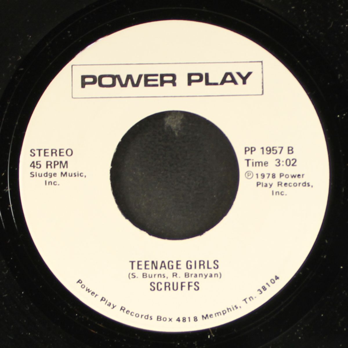 shakin' / teenage girls by SCRUFFS