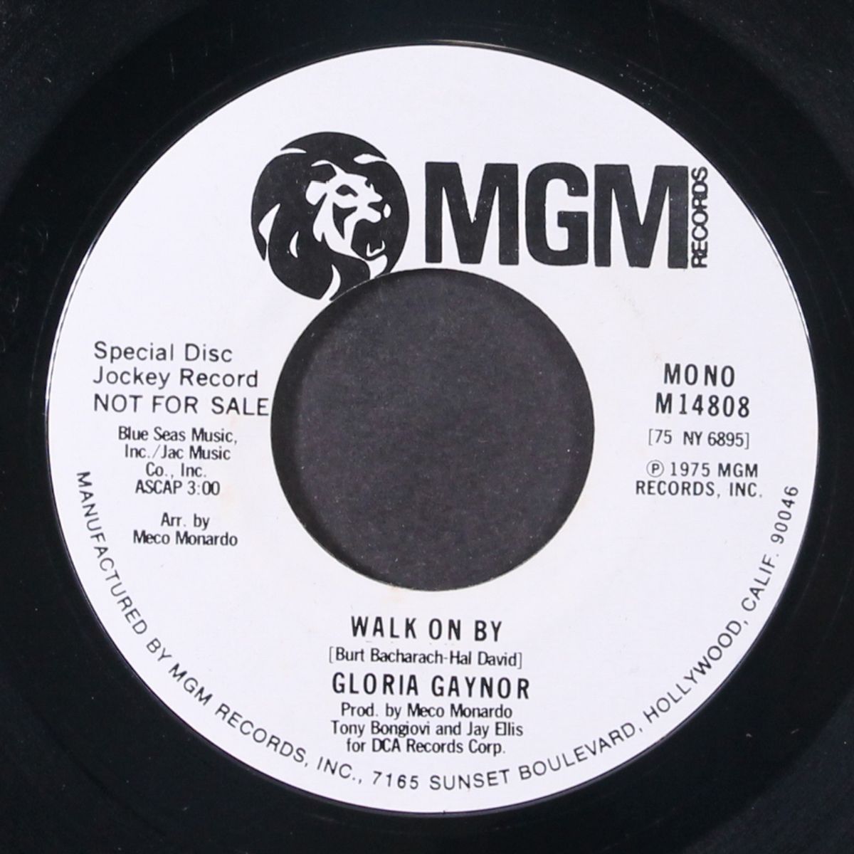 walk on by / mono by GLORIA GAYNOR