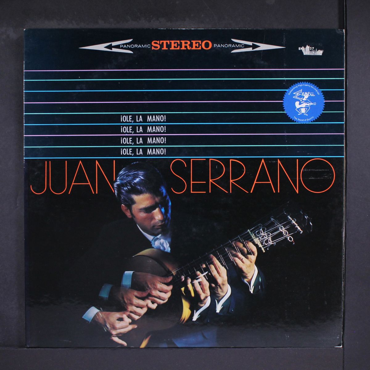 ole, la mano! by JUAN SERRANO