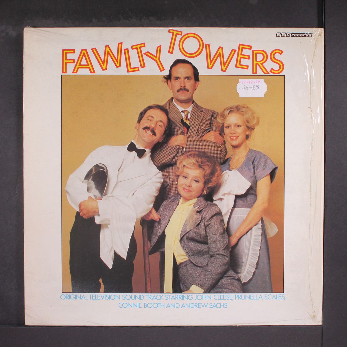 fawlty towers by TV CAST