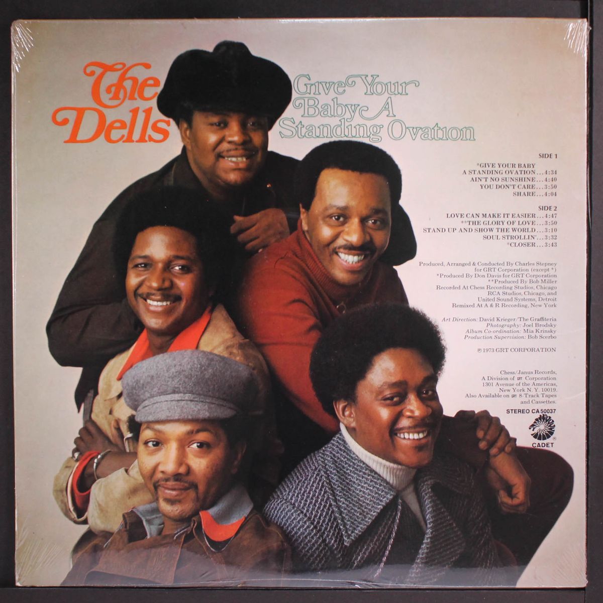 give your baby a standing ovation by DELLS