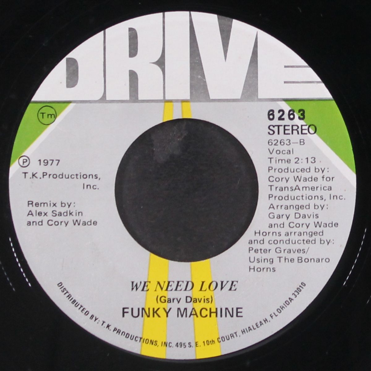 oouu funky music / we need love by FUNK MACHINE