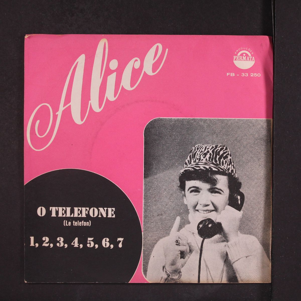 o telefone / 1, 2, 3, 4, 5, 6, 7 by ALICE