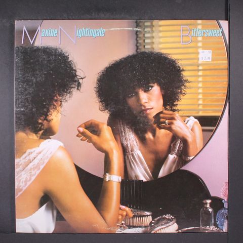 MAXINE NIGHTINGALE