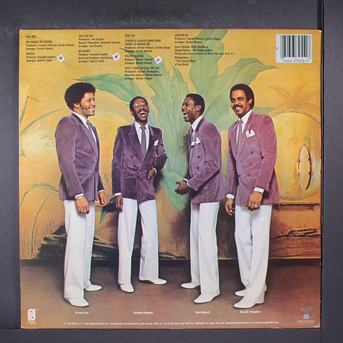 1982 by STYLISTICS
