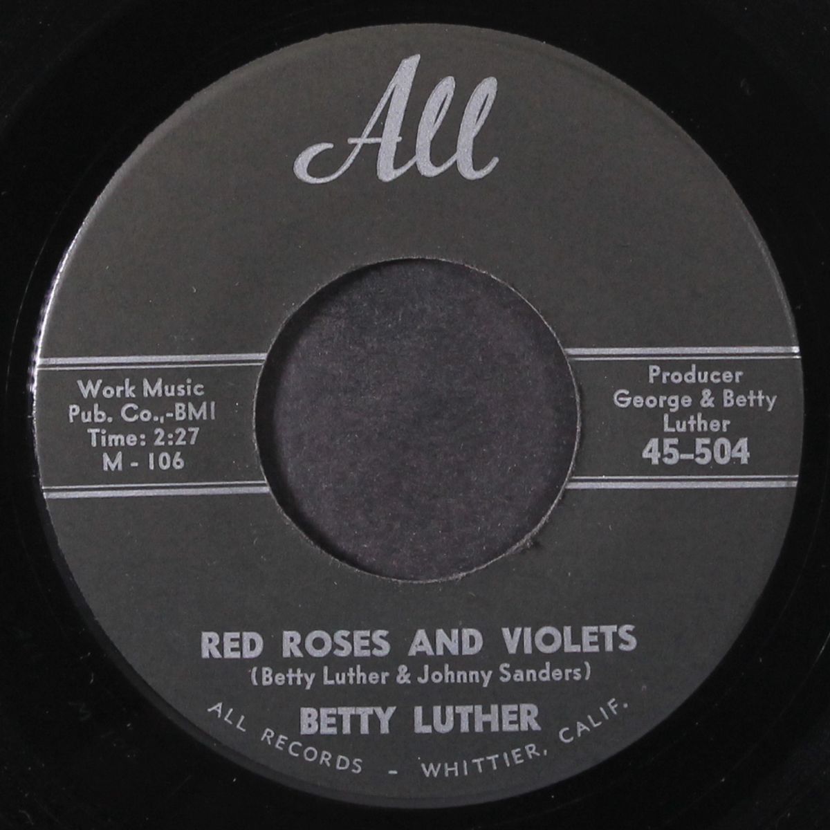 kiss alicia ann / red roses and violets by BETTY LUTHER