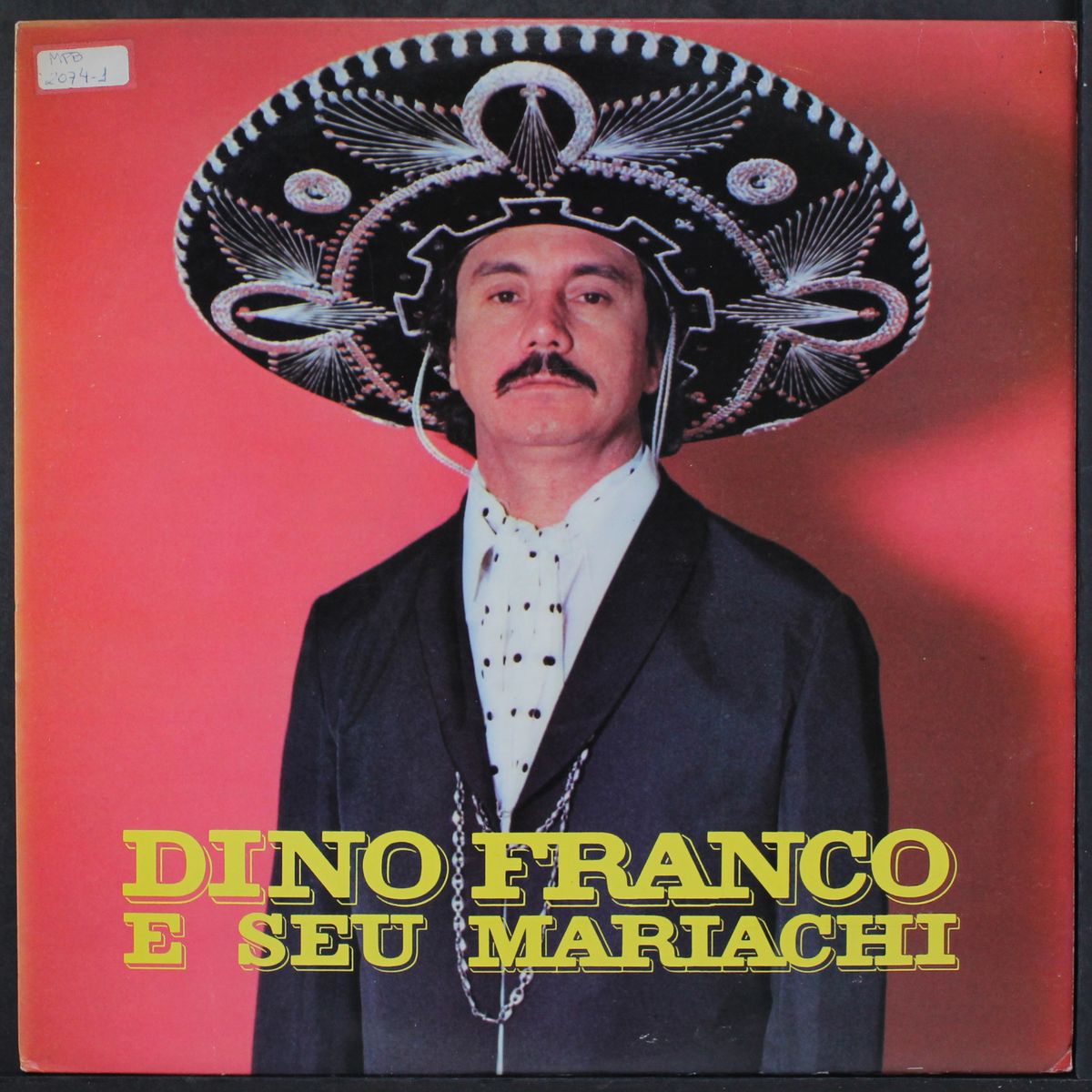 dino franco e seu mariachi by DINO FRANCO