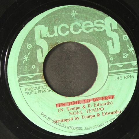 NOEL TEMPO