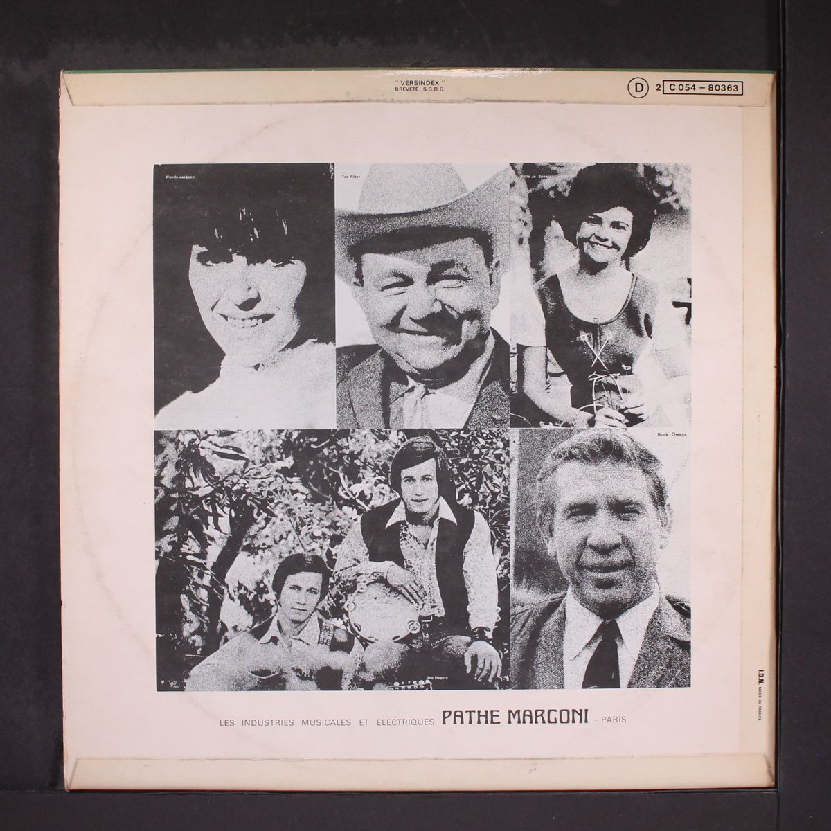country caravan by VARIOUS